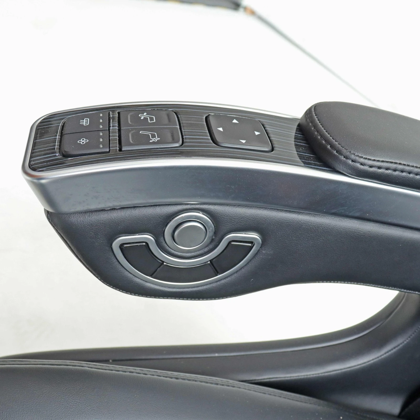 auto-seat-with-switch