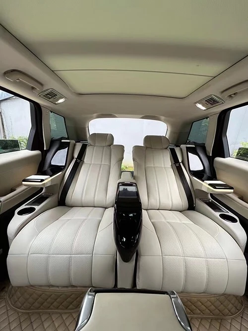 Land Rover Range Rover Seating