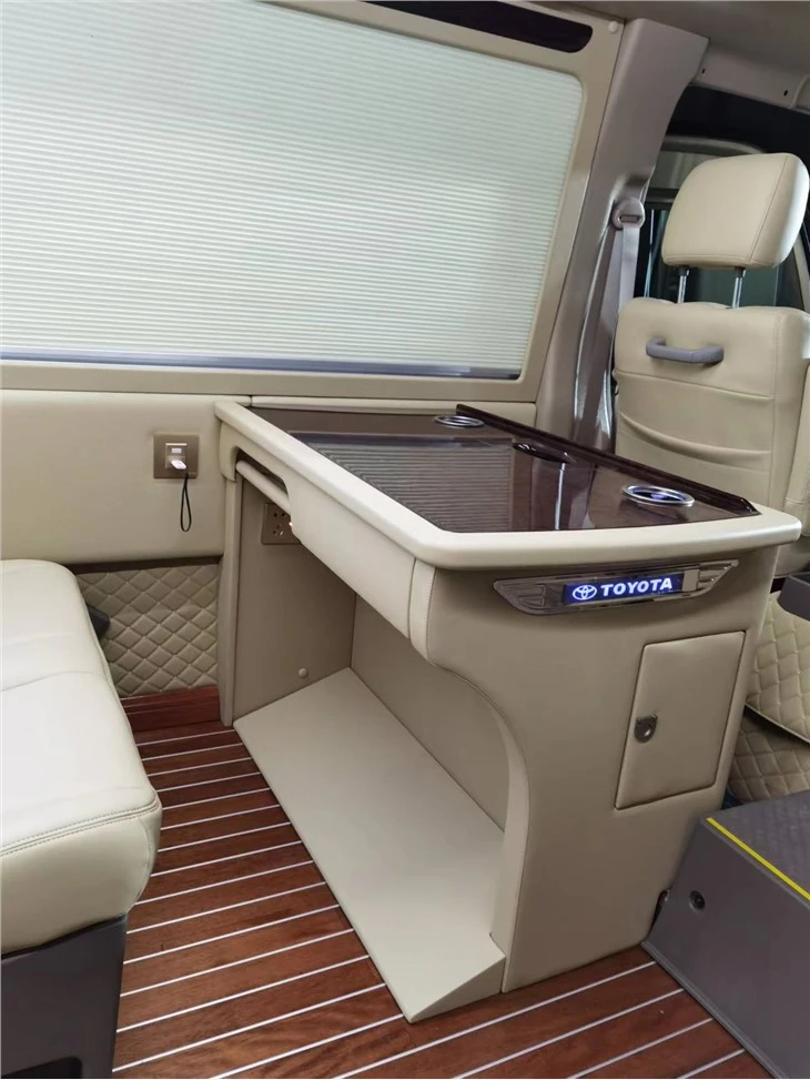Deasc Gnó Paisinéirí Bus Só Do Toyota Coaster