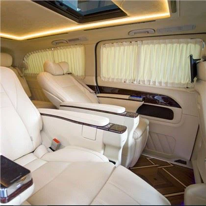 Cuirtín Gluaisteán Leictreach Do Ghnó Auto