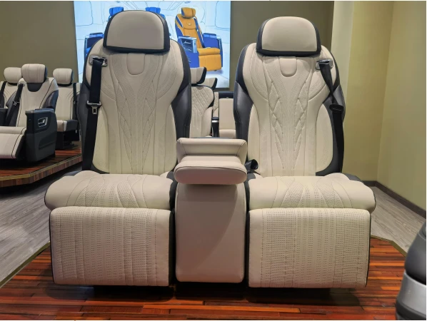 Kit Suíochán Cúil Só Le 2 Shuíochán Aonair Agus Armrest Lárnach Do Vito