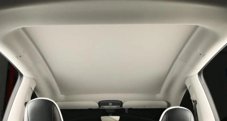 Samhail Tesla Y Soláthraí Díon Sunshade