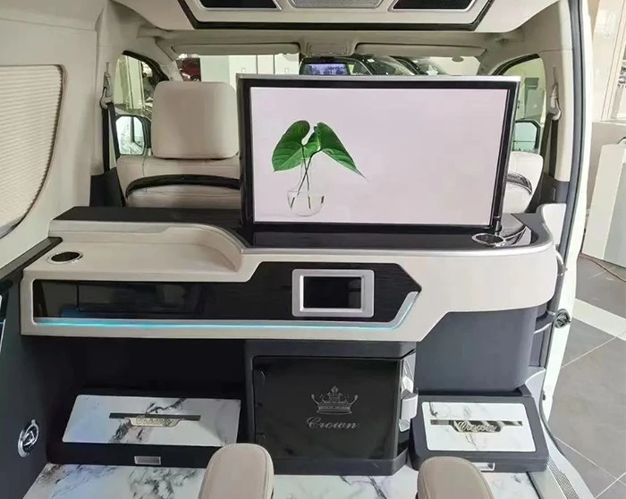 Car half partition Car half partition